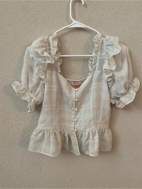Vintage Mele E Pere Peplum Ruffle Button-Front Blouse in Cream/White